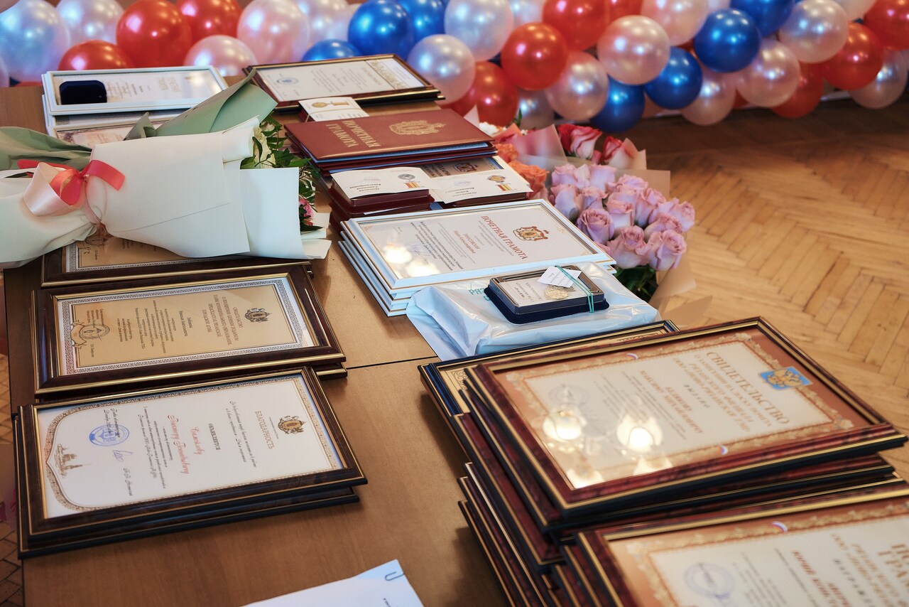 В День энергетика лучшие из лучших получили заслуженные награды 